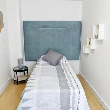 Apartamento Piso Centrico Y Con Encanto En Plaza De Toros Alicante