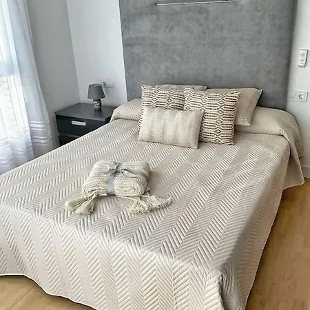 Apartamento Piso Centrico Y Con Encanto En Plaza De Toros Alicante